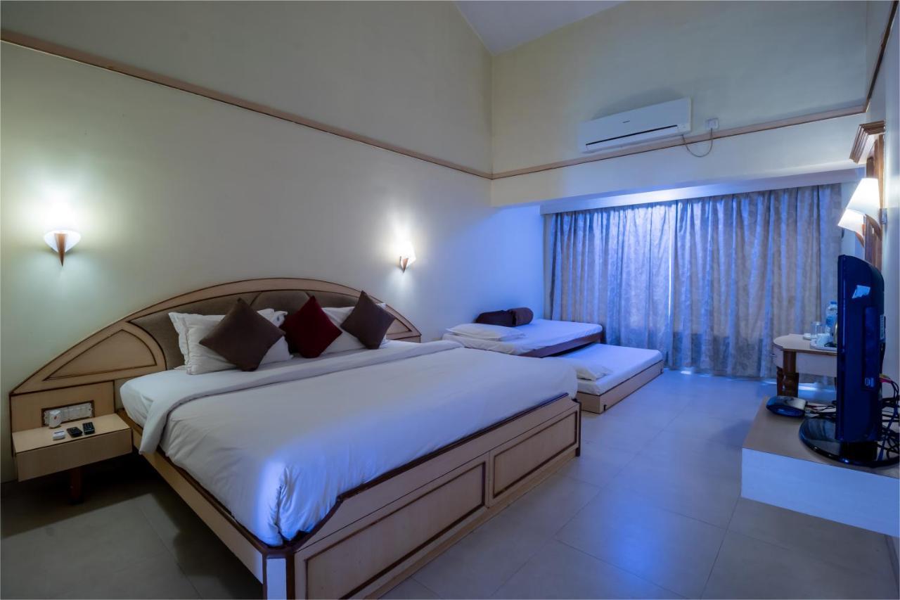 Aveda Blue Country Resort Panchgani Extérieur photo