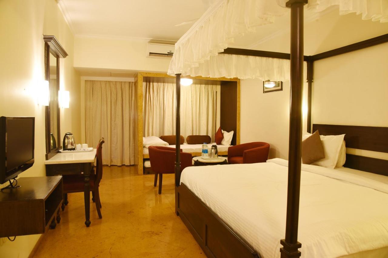 Aveda Blue Country Resort Panchgani Extérieur photo