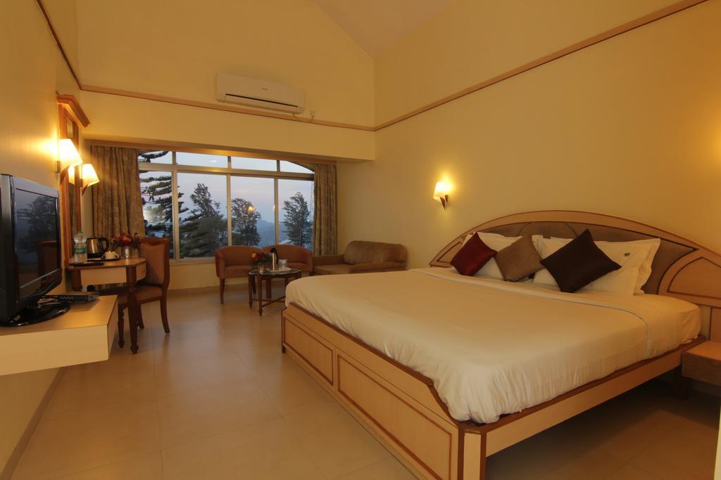 Blue Country Resort Panchgani Extérieur photo