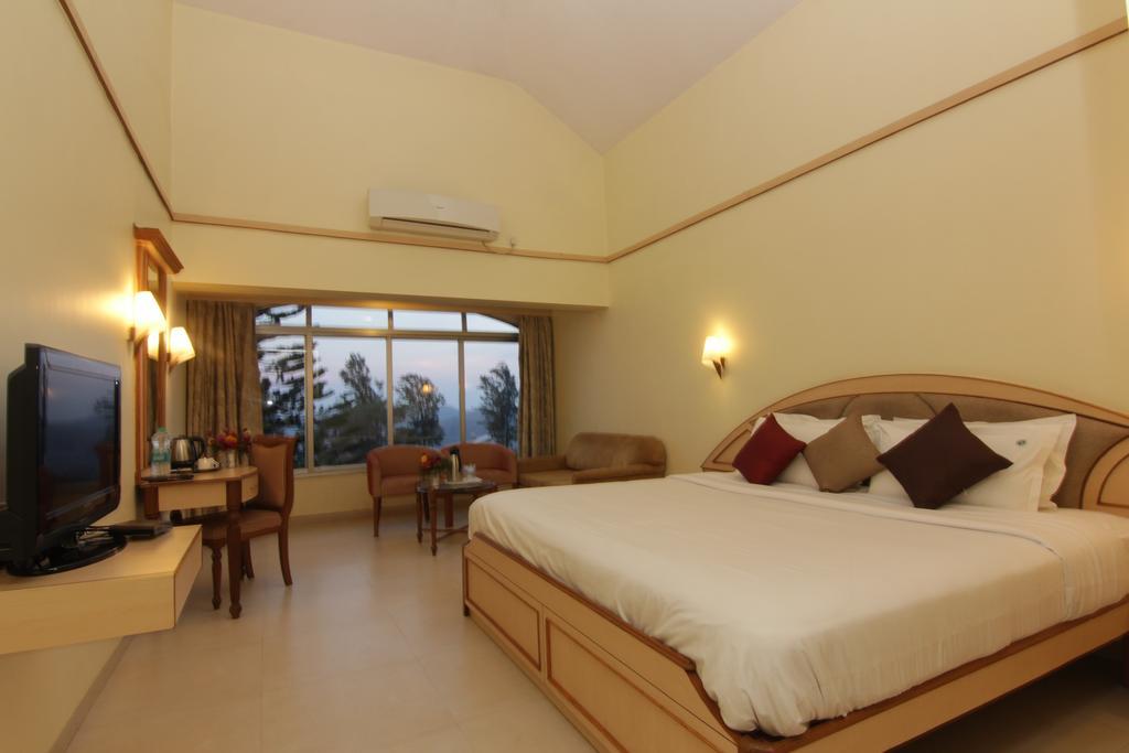 Blue Country Resort Panchgani Extérieur photo